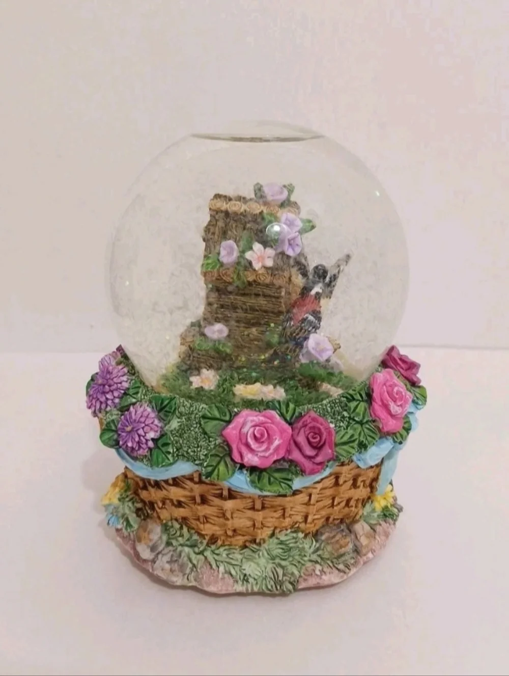 VTG Birdhouse Musical Waterglobe Snow Globe Wind Beneath My Wings Working READ